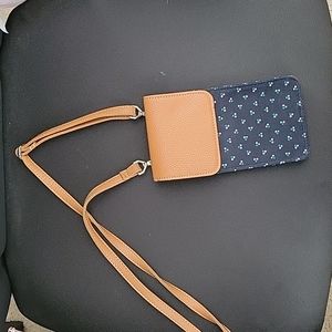 Thirty-One Call Me Crossbody Phone Purse